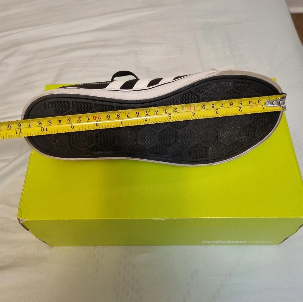 Adidas black and white men's sneakers Size 9.5 U.S. - Picture 3 of 15